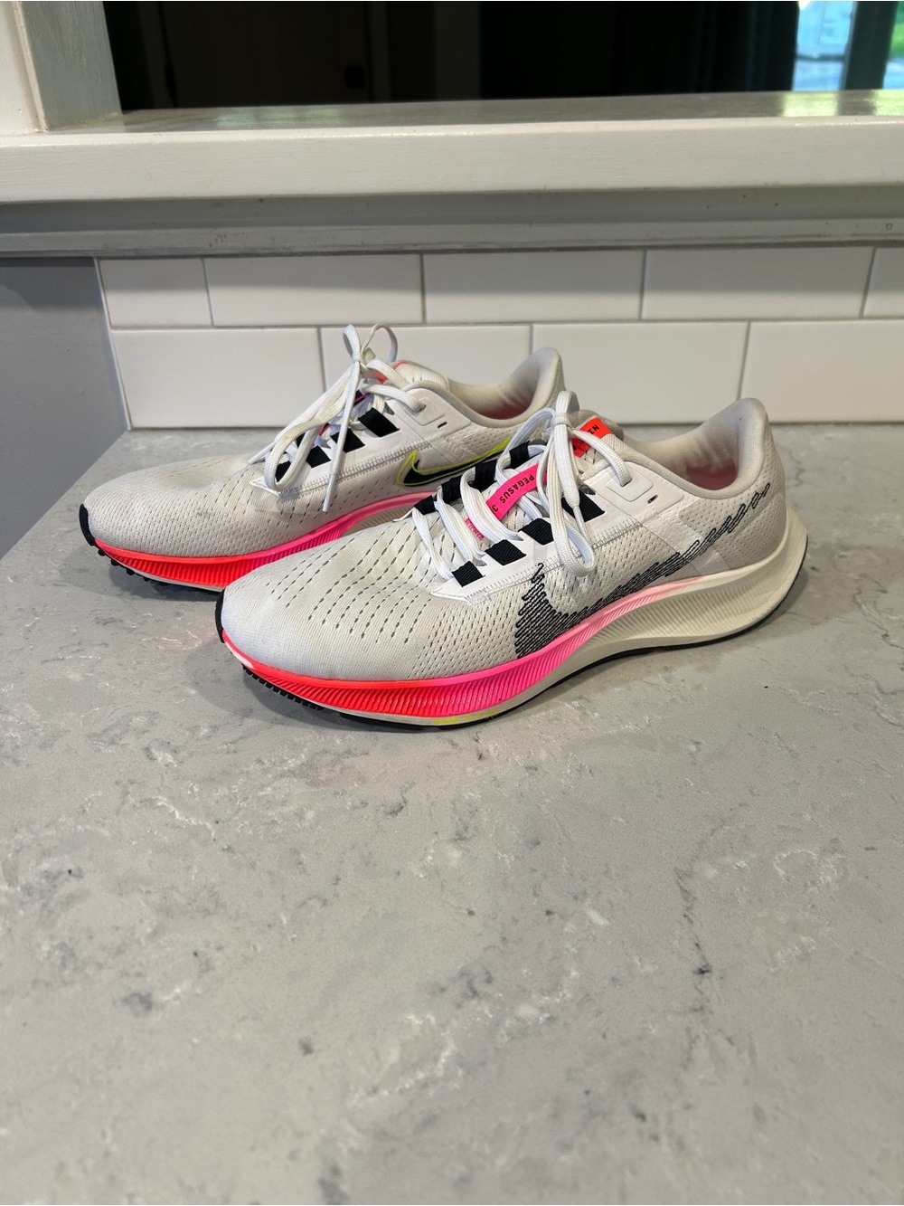 Nike Women's Air Zoom Pegasus 38 White & Pink Running Shoes- Size 9.5